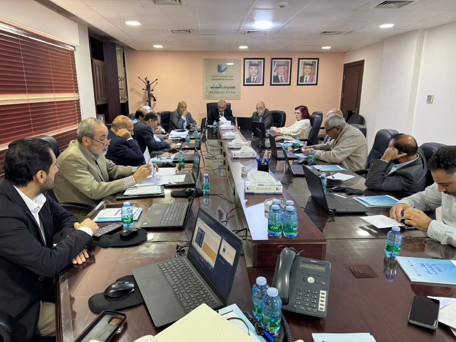 6b852e2b-469c-4b0d-b75b-9f9ec8fcf194